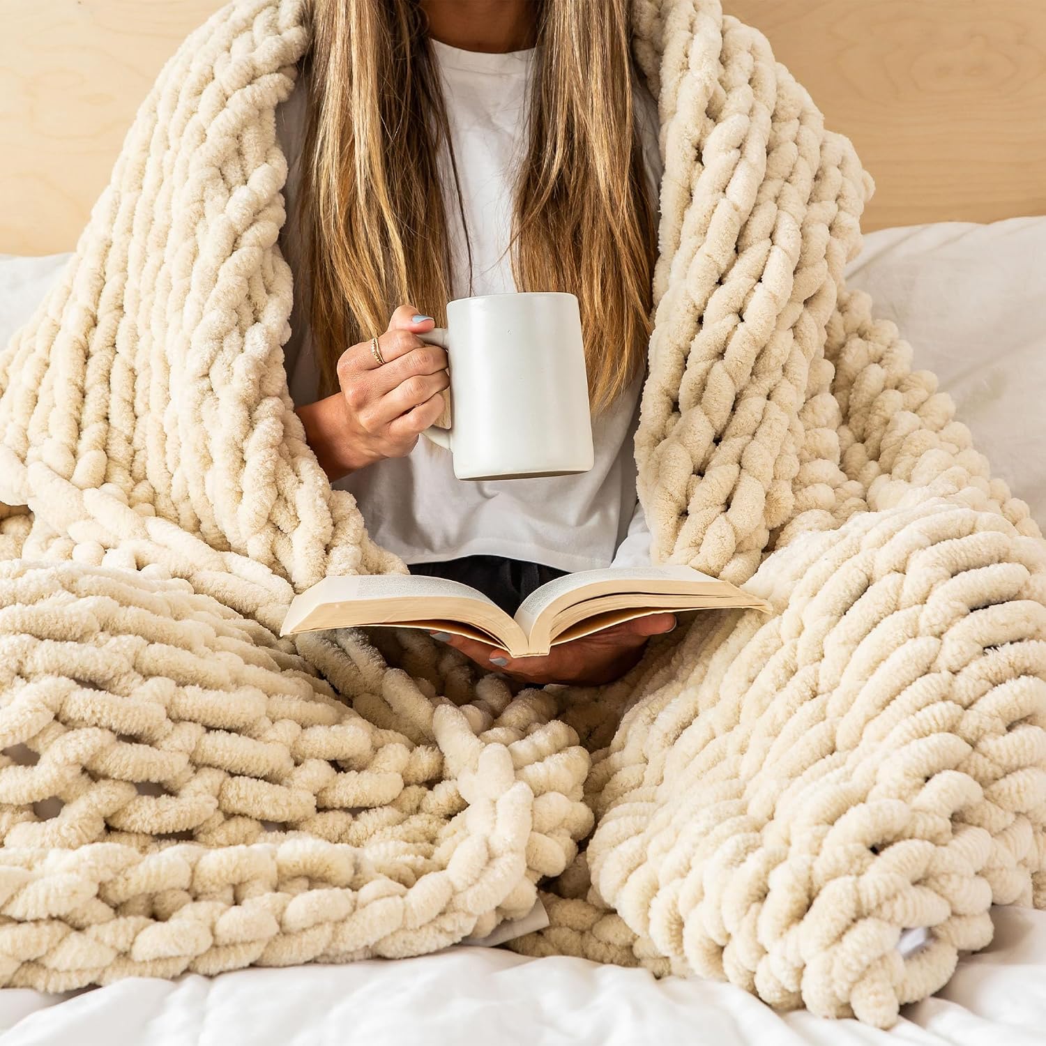 Chunky Knit Throw Blanket 50x60, Buttercream Cream Chenille Throw Blanket for Couch Bed Sofa, Soft Fluffy Cable Knit Blanket, Oeko-TEX Certified, Machine Washable