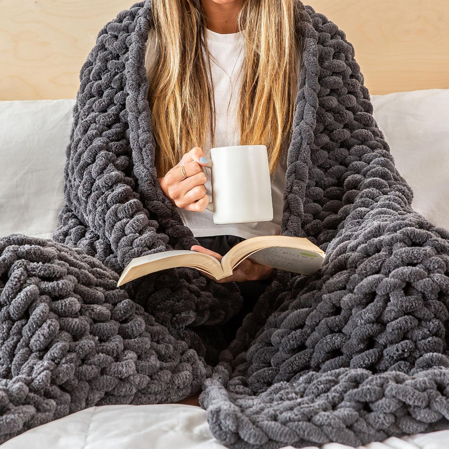 Chunky Knit Throw Blanket 50x60, Buttercream Cream Chenille Throw Blanket for Couch Bed Sofa, Soft Fluffy Cable Knit Blanket, Oeko-TEX Certified, Machine Washable